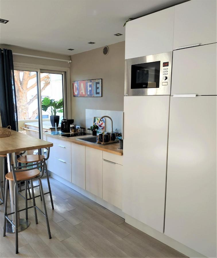 Charmant appartement à 350m de la plage et du port Fréjus Exterior foto