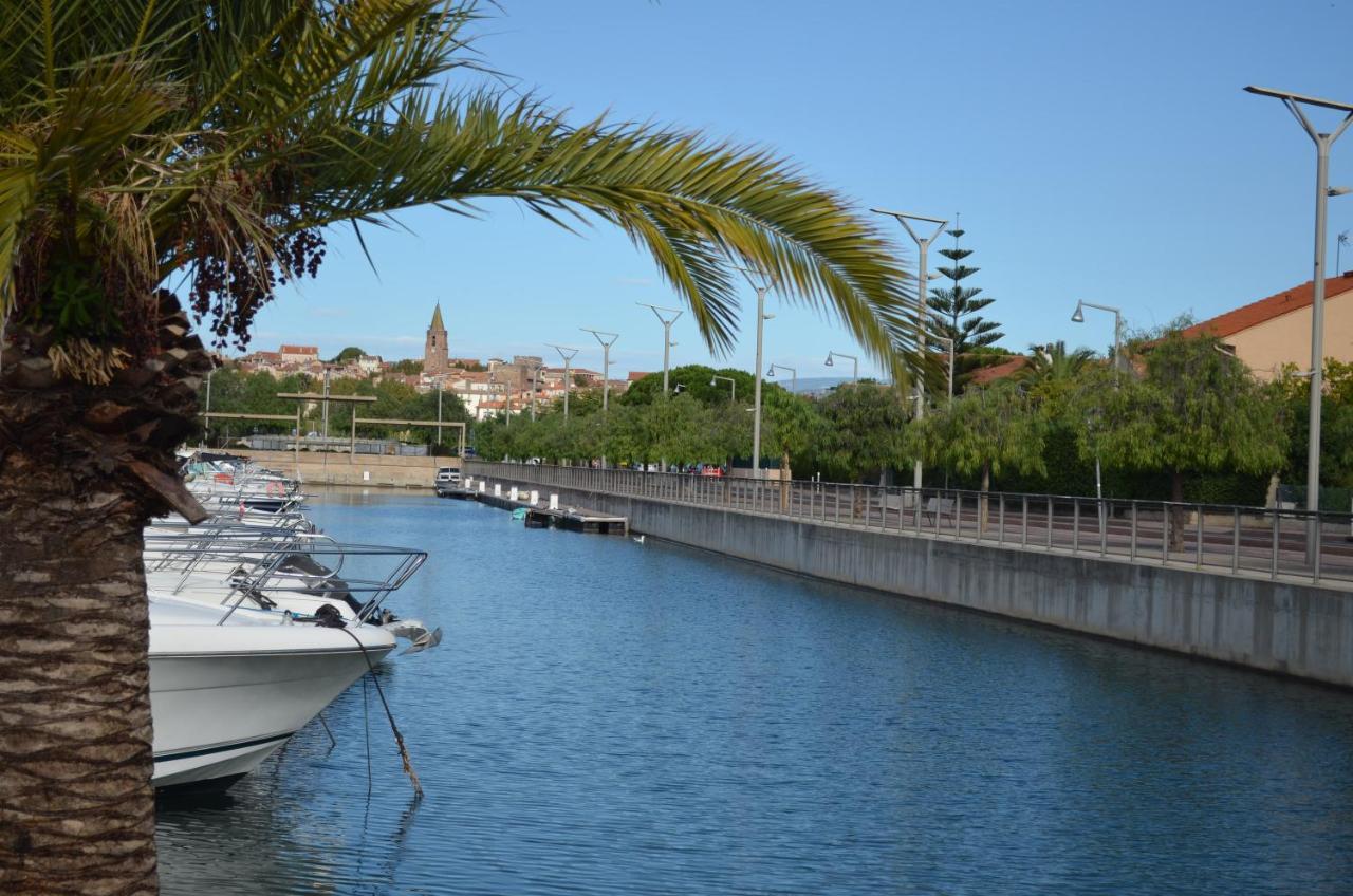 Charmant appartement à 350m de la plage et du port Fréjus Exterior foto