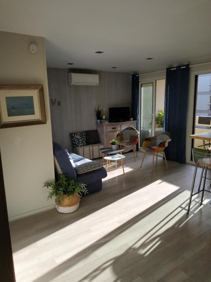 Charmant appartement à 350m de la plage et du port Fréjus Exterior foto